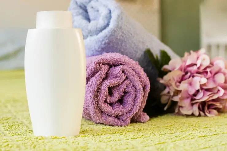 شاور ژل کرمی یا ژلی؟ کدام برای پوست شما در تابستان بهتر است؟