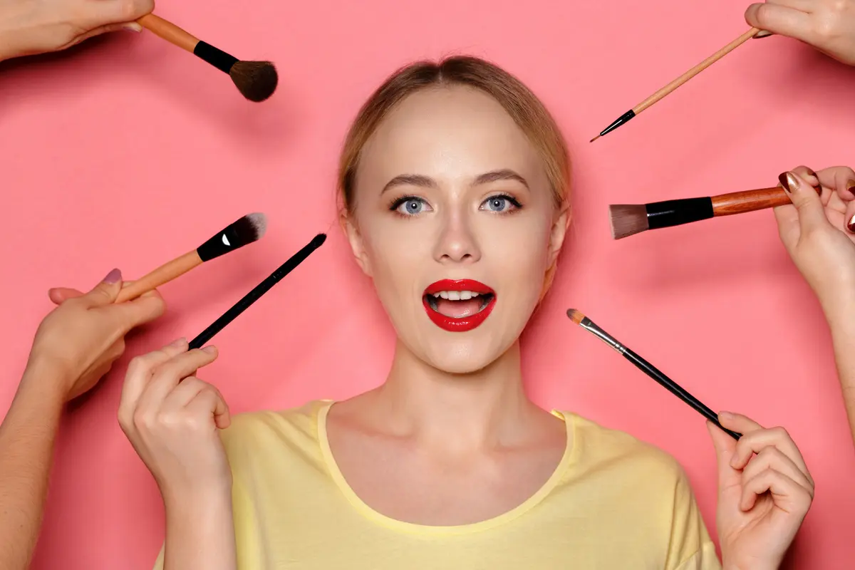 پرایمر یا کرم مرطوب کننده؟ کدام برای آمادهسازی پوست بهتر است؟