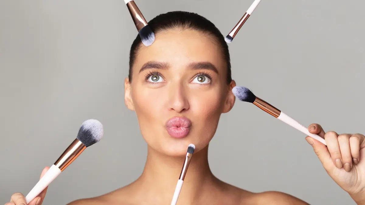 پرایمر یا کرم مرطوب کننده؟ کدام برای آمادهسازی پوست بهتر است؟