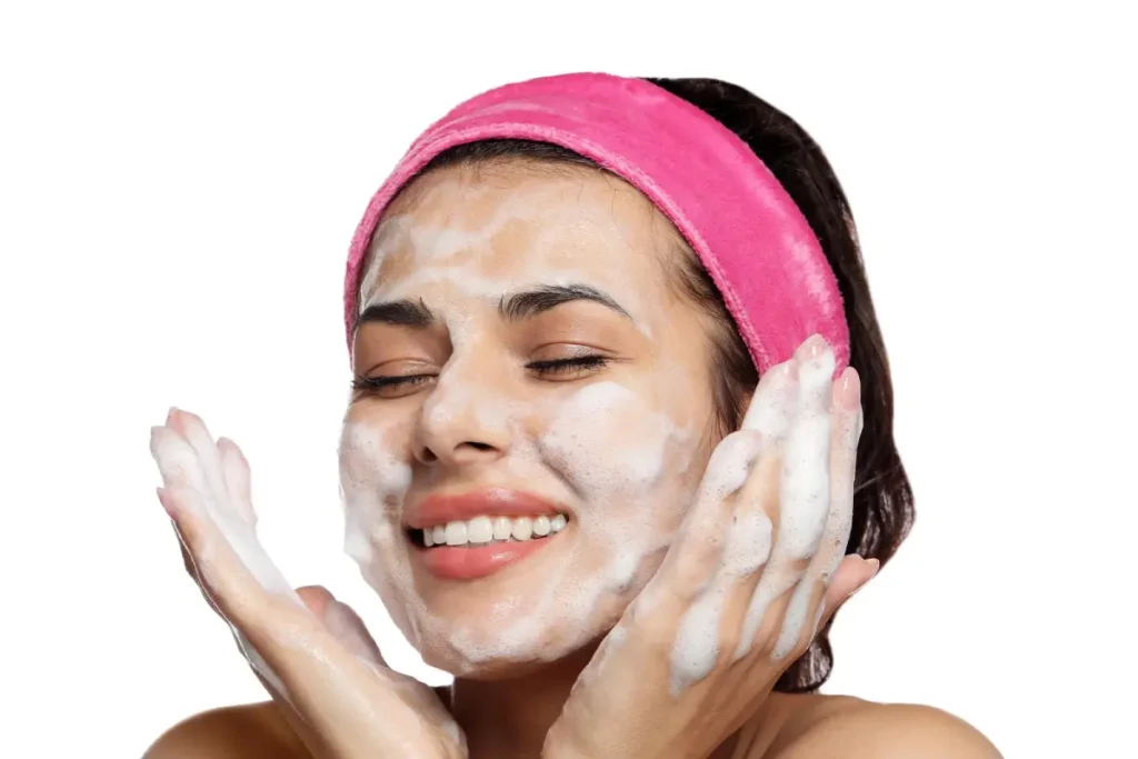 شوینده حاوی سالیسیلیک اسید ؟ برای جوش و منافذ باز کدوم بهتره؟