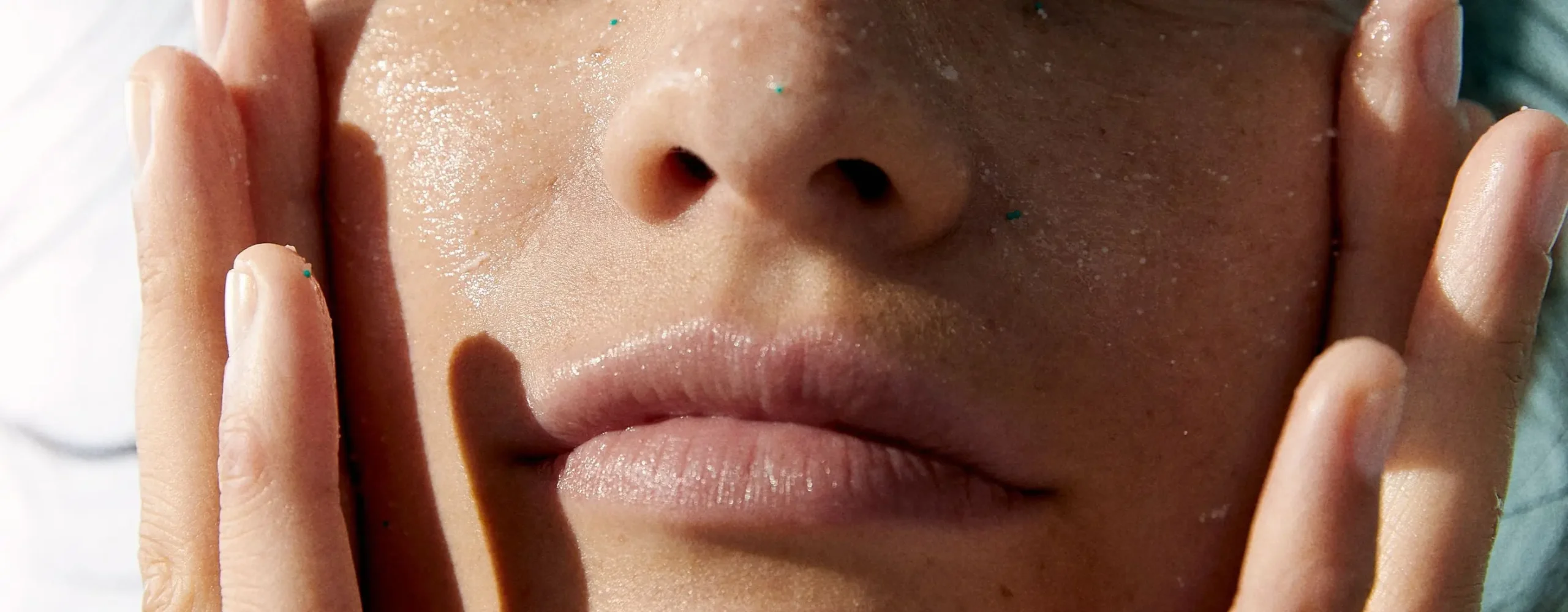 ضد آفتاب فیزیکی یا شیمیایی؛ کدام یک گزینه‌ی بهتری است؟